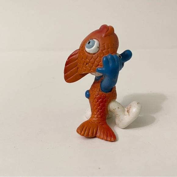 Schleich Peyo Smurf Pisces Zodiac Figurine PVC Fish Figure - Picture 3 of 12